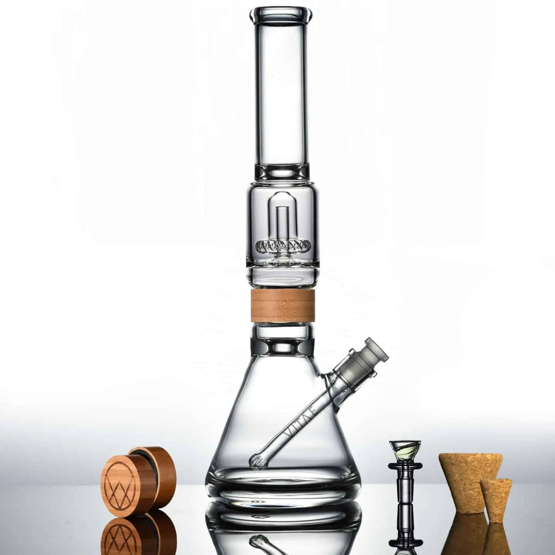 Classic UFO Bong with its distinctive saucer-like design and transparent glass, capturing its futuristic aesthetic and excellent build quality.